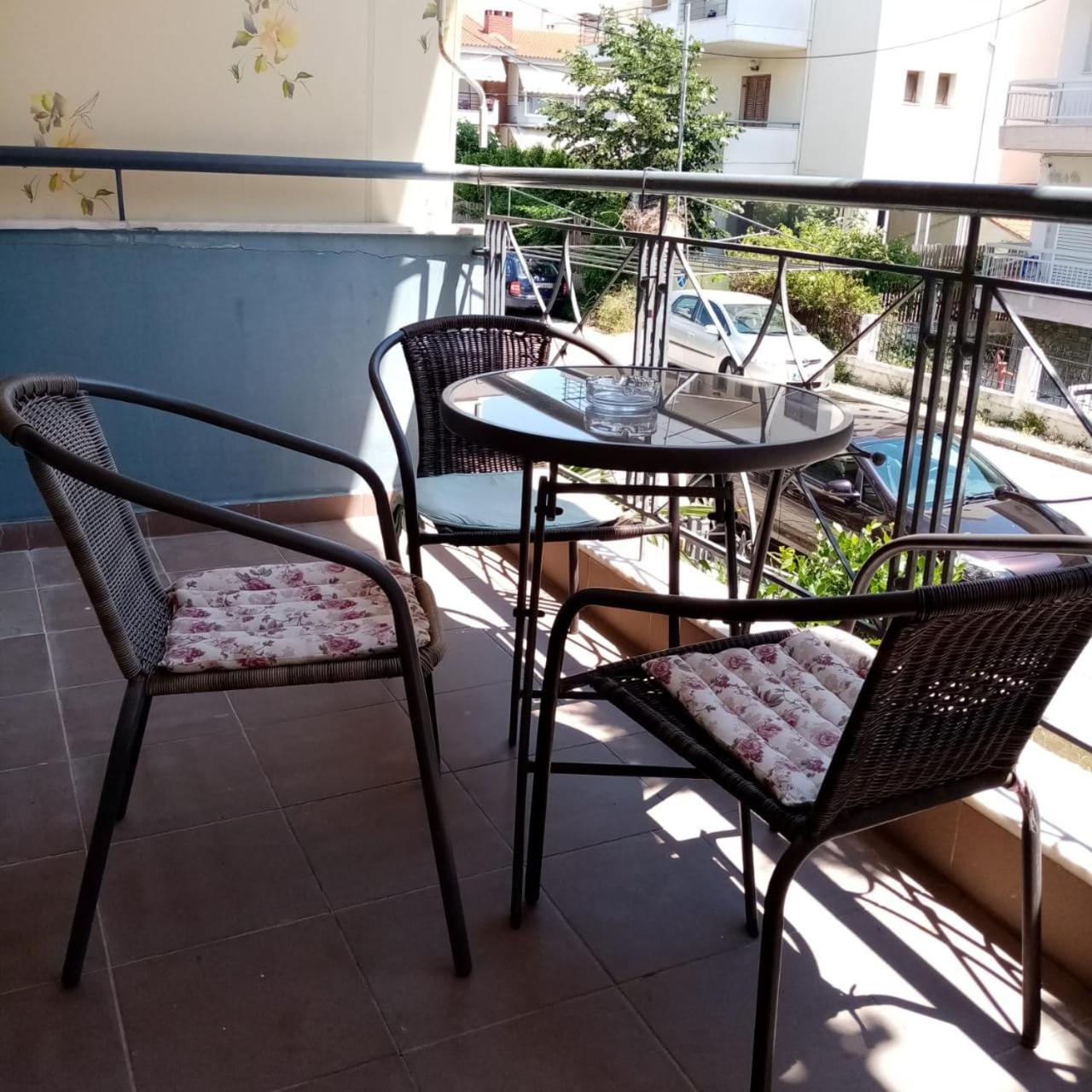 Apartment By The Beach - Nei Epivates Néoi Epivátai Dış mekan fotoğraf