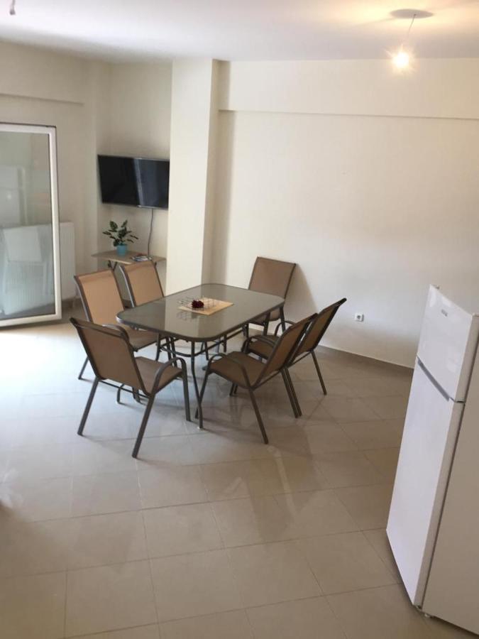 Apartment By The Beach - Nei Epivates Néoi Epivátai Dış mekan fotoğraf